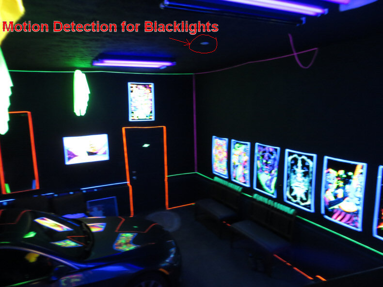 cool black light rooms
